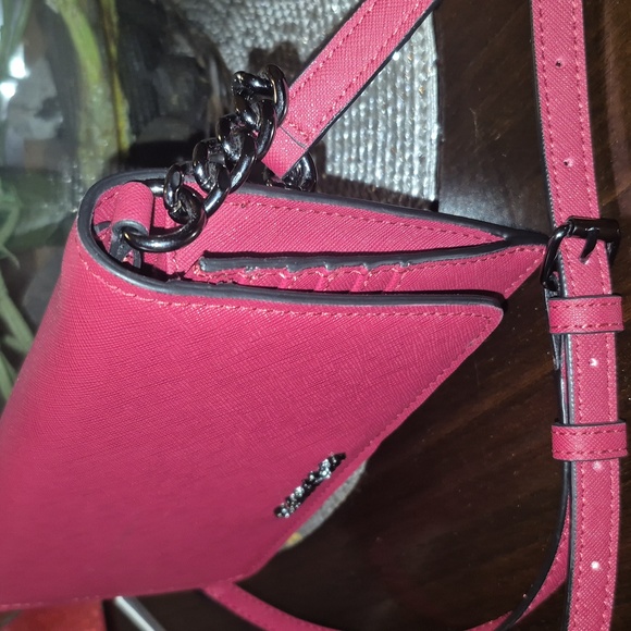 Calvin Klein Cranberry Crossbody Chain Wallet Bag - Picture 9 of 10